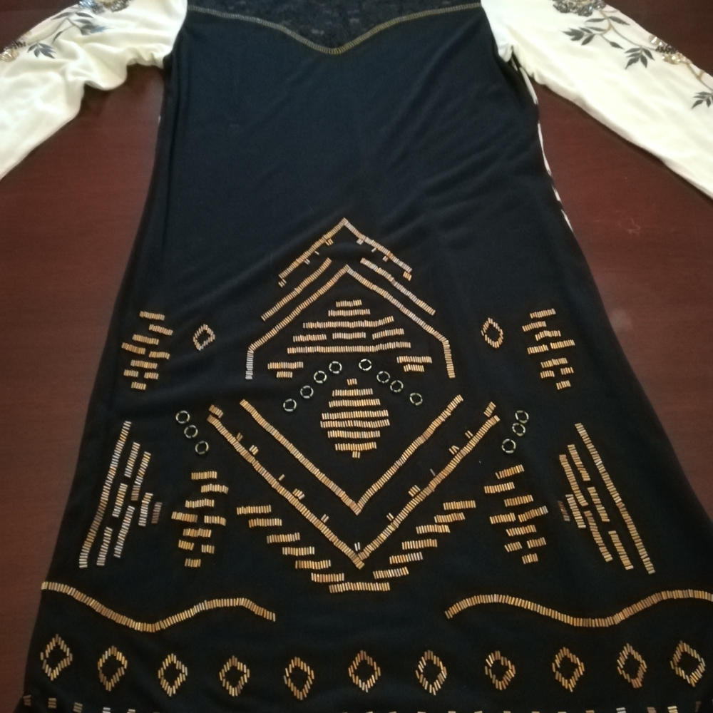 Dress - Picture 2 of 8